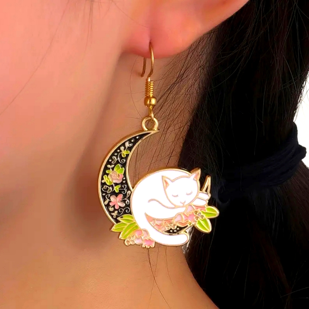 Cat on the Black Moon Shaped Gold Earrings New